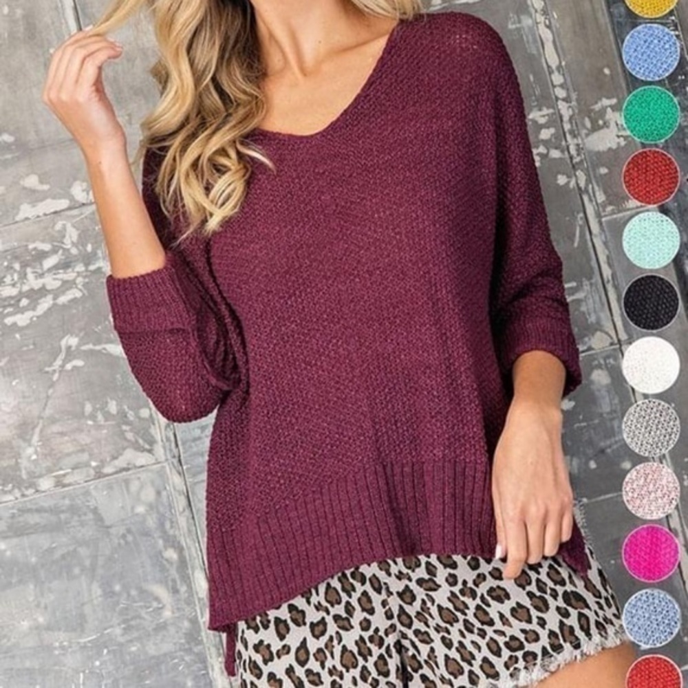 Boutique CREW NECK KNIT SWEATER